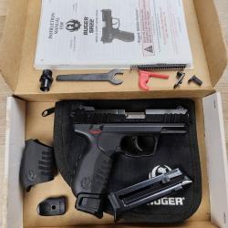 Pistolet RUGER mod&egrave;le SR22 filet&eacute; - Calibre .22 LR (Occasion)