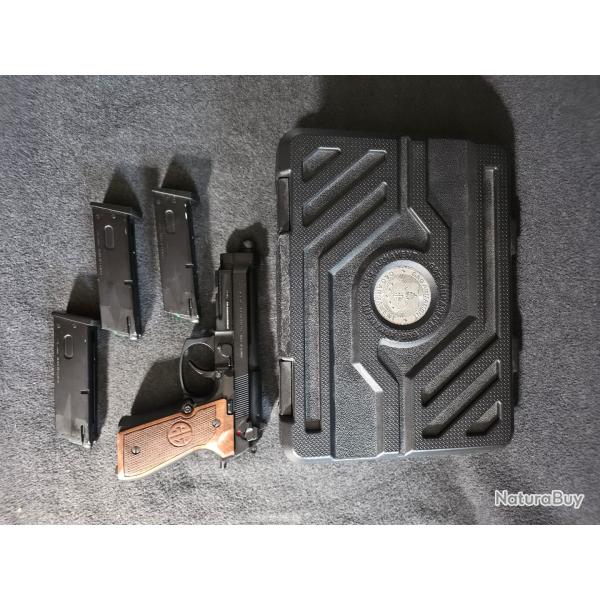 GPM92 GBB G&G avec 2 chargeurs supps et mallette