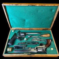 COFFRET REVOLVERS &Agrave; PERCUSSION ADAMS/COLT 1851 NAVY