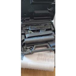 R&eacute;plique denix ingram Mac 11 avec silencieux.