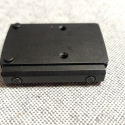 Montage Picatinny point rouge avec empreinte Trijicon RMR