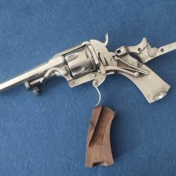 magnifique petit r&eacute;volver Fagnus Maquaire en calibre 320 en super &eacute;tat parfaitement fonctionnel