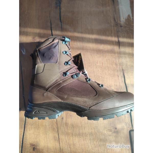 Chaussures de combat cuire haix T47