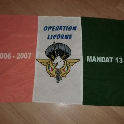 drapeau tissu op&eacute;ration licorne