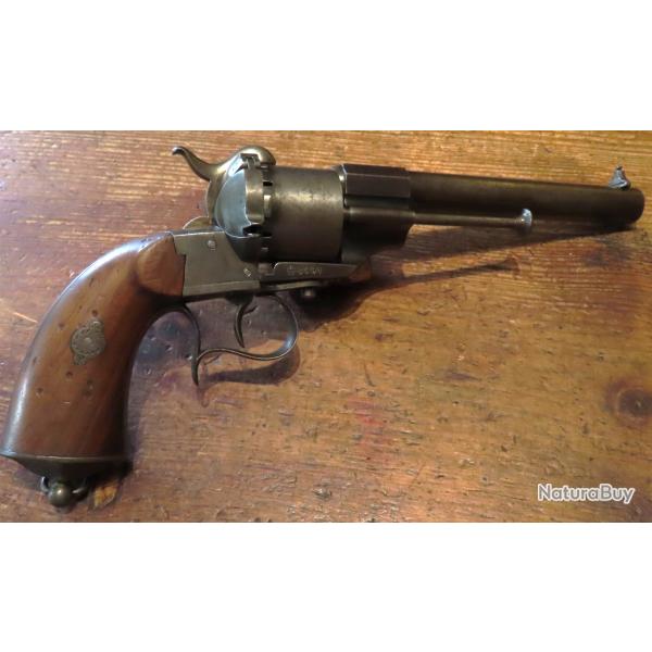Revolver Lefaucheux civil type 1854 calibre 12 mm � broche