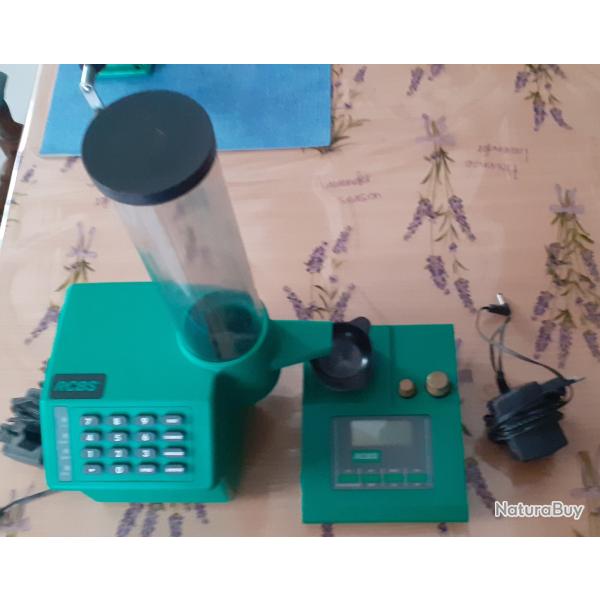 ENSEMBLE DE DOSAGE RCBS DOSEUSE ET BALANCE