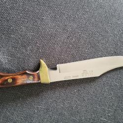 Couteau de chasse avec &eacute;tui