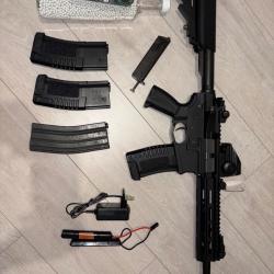 Vend M4 CM16 G&G AEG Court