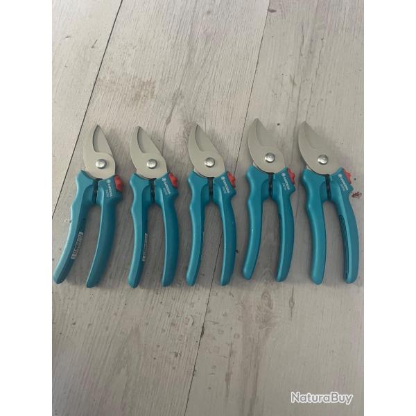 Lots s�cateur neuf