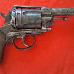 REVOLVER GASSER 1873/76 MONTENEGRIN et POIGNARD. 1e guerre mondiale.