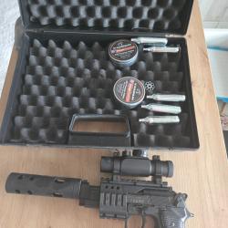 Beretta PX4 Storm CO? 4,5 mm + point rouge + silencieux factice + accessoires