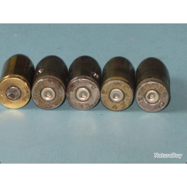 2�me GM : Lot de 5 cartouches de 45 ACP d�militaris�es.