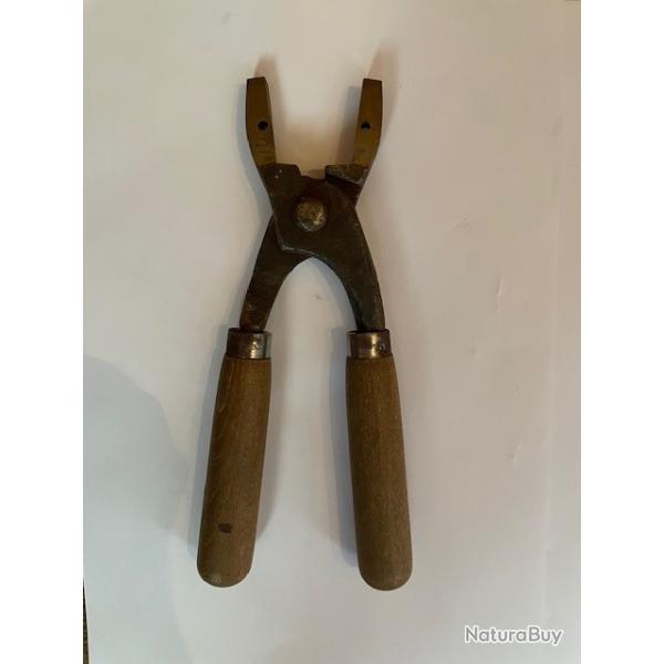 Pince ancienne pour moule � balle