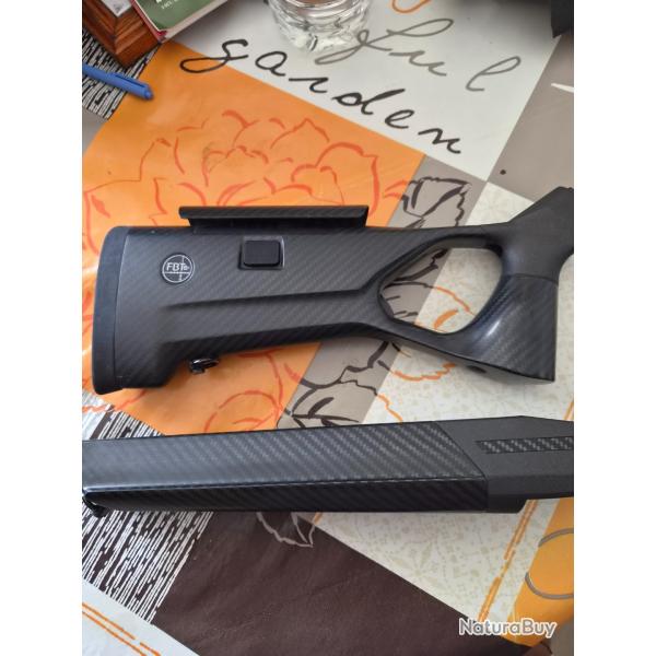 crosse TROU DE POUSSE de fusil FBT CARBONNE pour BROWING NEUVE