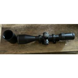 Lunette Hawke 6-25X56