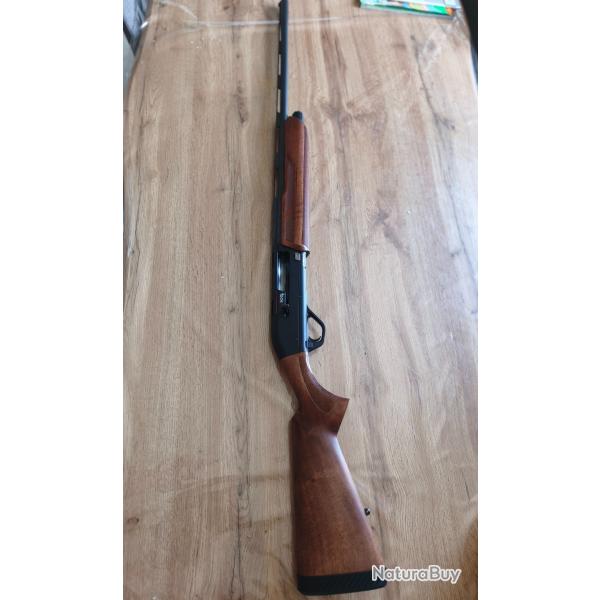 Fusil semi-automatique winchester sx4
