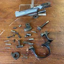 PI&Egrave;CES D&Eacute;TACH&Eacute;ES POUR IVER & JOHNSON cal. 32sw