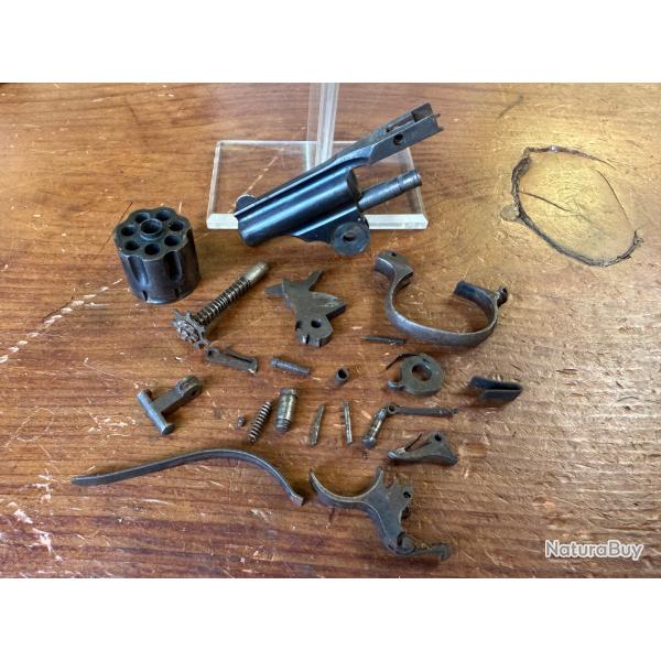 PI�CES D�TACH�ES POUR HARRINGTON RICHARDSON YOUNG AMERICA PREMIER cal. 22LR