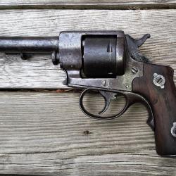 Revolver Lefaucheux Mod&egrave;le 1870 Modifi&eacute; N &agrave; finir de restaurer