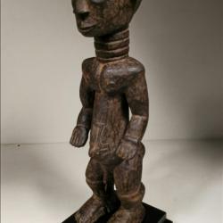 Statue Baoul&eacute; Asye, H : 58 cm, L : 14 cm, vendu sans support