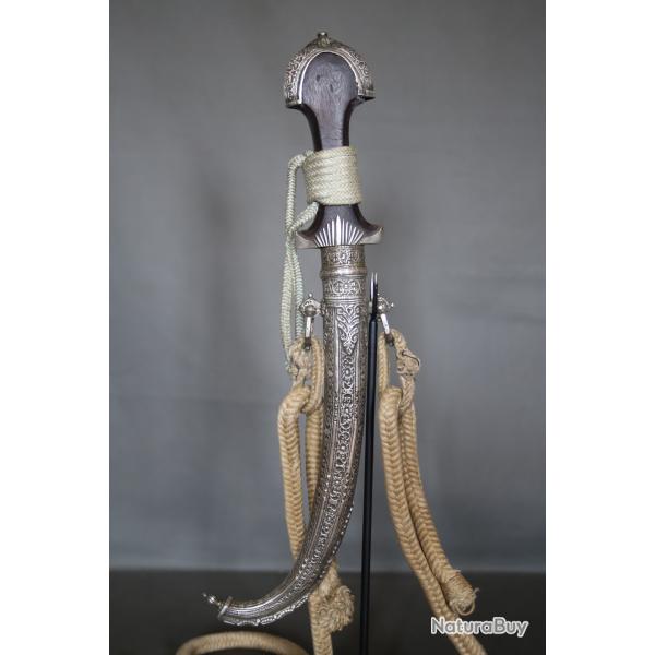 Dague Marocaine Dite Koumya, argent et bois - Maroc, vers 1900
