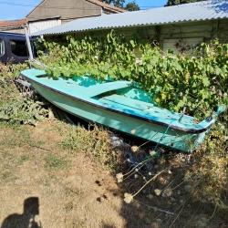 Barque ou annexe en R&eacute;sine 3 m&egrave;tres.Bon &eacute;tat.