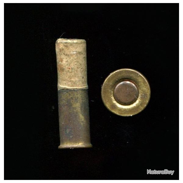 .320 Bulldog � grenaille - long conteneur en carton