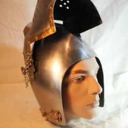 Heaume casque m&eacute;di&eacute;val Bassinet  Hundsgugel Beckenhaube Fin moyen &acirc;ge vers 1390 1420 REF EBR24CSQ006