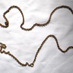 Chaine de - 68 cm de longueur (pour plaque, montre, m&eacute;daille, etc..)