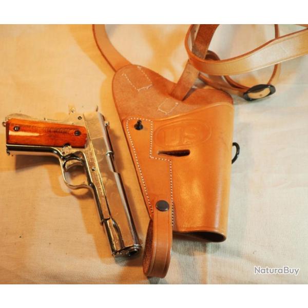 Holster US ARMY Colt 45 r�glementaire poitrine cuir WWII ref EBR24CLT007