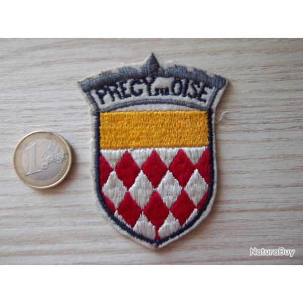 �cusson vintage Pr�cy-sur-Oise Hauts-de-France insigne collection