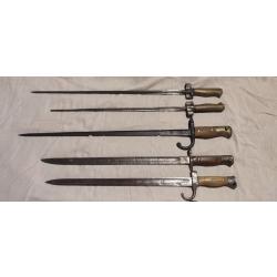 Lot de ba&iuml;onnettes