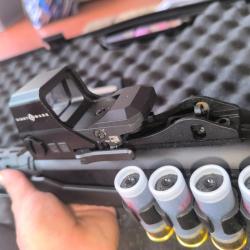 Fusil &agrave; pompe calibre 12 Utas D&eacute;fense XTP6 +viseur+accesoires+malette