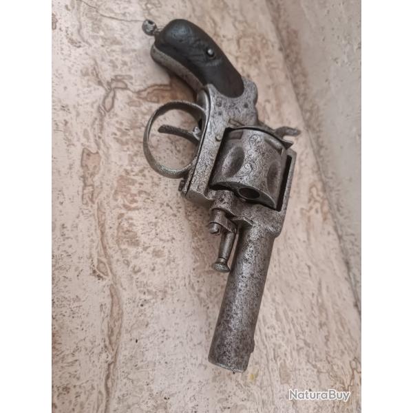 Superbe revolver bulldog London calibre 380 fonctionnelle etat de tirer