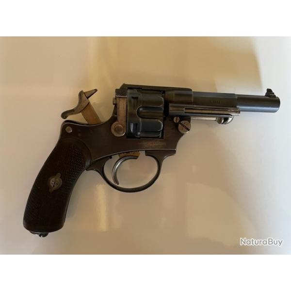 Revolver r�glementaire Mod�le 1874 - Saint-�tienne - 1881