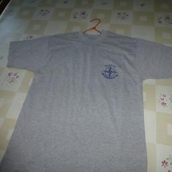 Vends T shirts comm&eacute;moratifs d'&eacute;poque