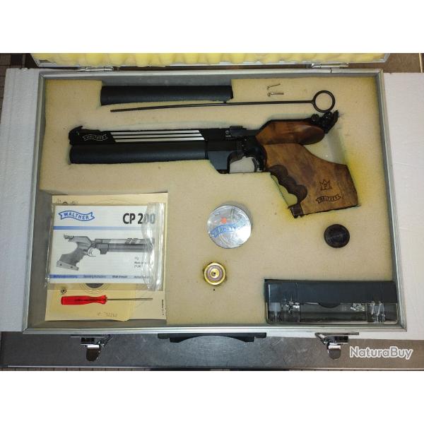 Vend pistolet de tir sportif CO2  Walther CP 200 tr�s bon �tat  avec lunette de tir KNOBLOCH