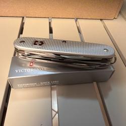 Victorinox 0.8271.26 Farmer x