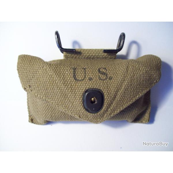 militaria ww2 U.S. pochette porte pansement U.S. avec pansement 1942