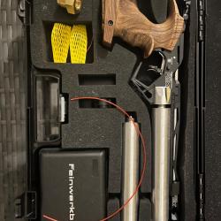 Vends pistolet Feinwerkbau P8X droitier L de juin 2025 (3000 coups)