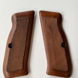 Plaquettes  bois CZ 75