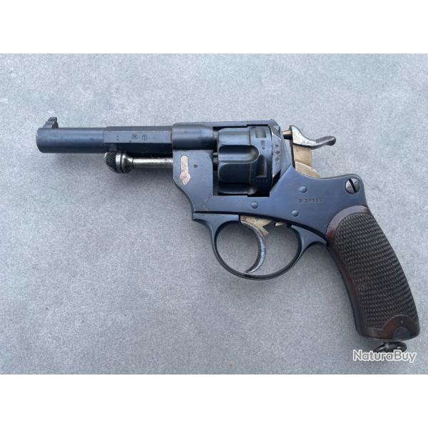 magnifique revolver r�glementaire d'officier mod�le 1874