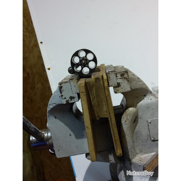 Vends revolver sw model 14-4 cal 38 sp�cial canon 6 pouces