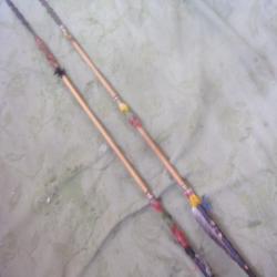 2 lances  ethniques