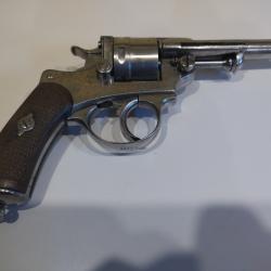 REVOLVER D 'ordonnance