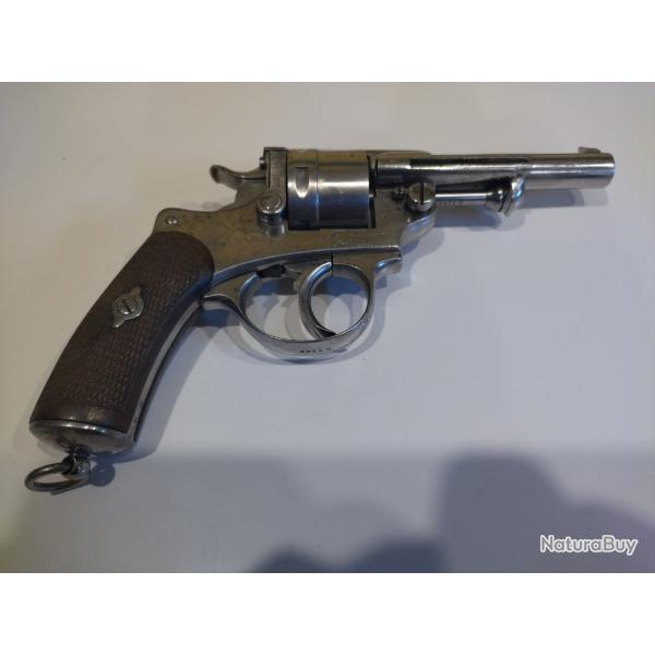 REVOLVER D 'ordonnance