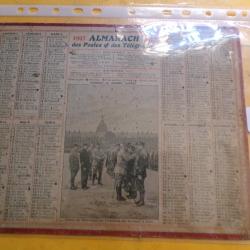 CALENDRIER - 1917 WWI ALMANACH DES POSTES ET TELEGRAPHES ,REMISE DES DECORATIONS SUR L'ESPLANADE DES