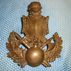 PLAQUE DE SHAKO DU GENIE VERS 1840