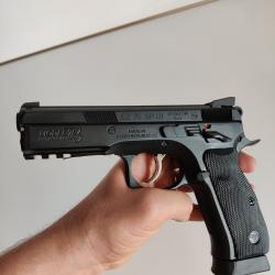 &eacute;ligible TAR - CZ 75 SP01 Shadow de 2026 "Model 75 - 50th Anniversary"