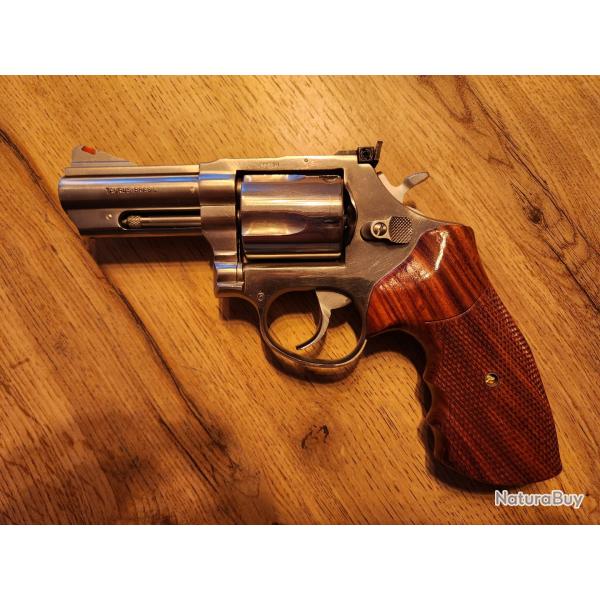 Revolver Taurus model 441 44Special - Cat B